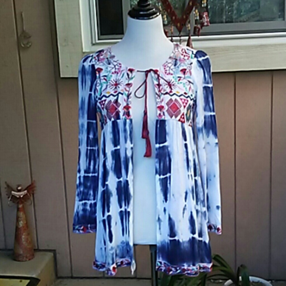 Women's cover up